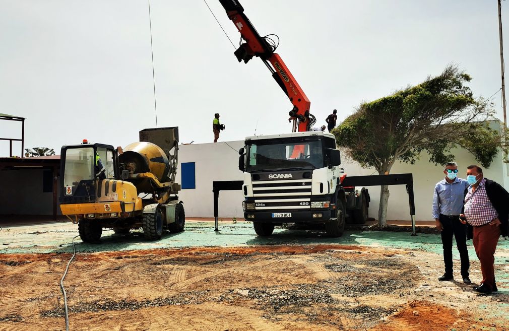 Progresan las obras de mejora y restauracion del albergue de pozo negro