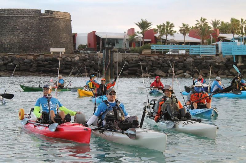 PESCA_EN_KAYAK_EN_CALETA_DE_FUSTE