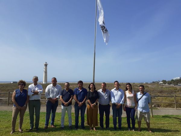 Izado banderas playas Pájara