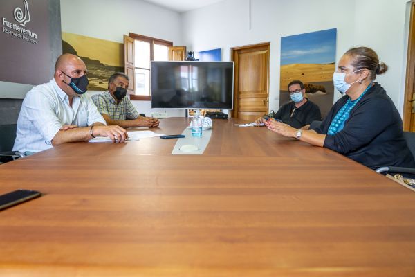El Cabildo se persona en el procedimiento abierto por Costas al hotel Tres Islas