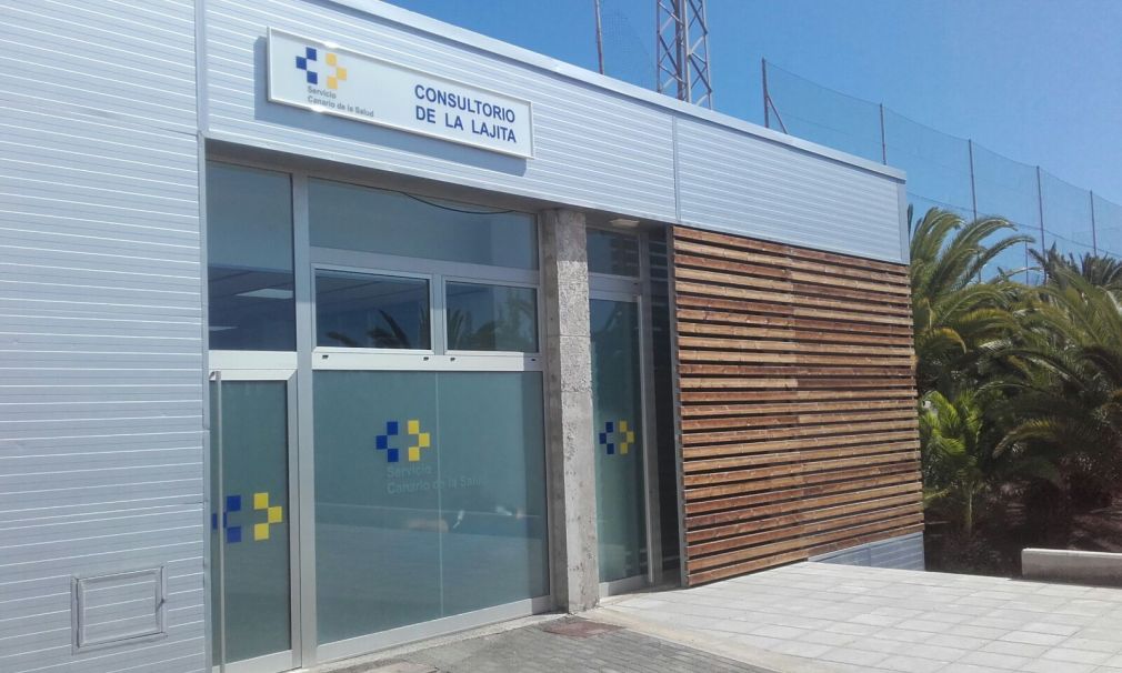 Fachada del CL de La Lajita