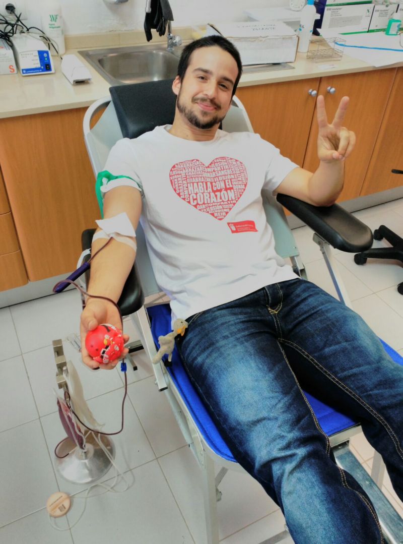 donante-en-la-unidad-móvil-del-ICHH(archivo)