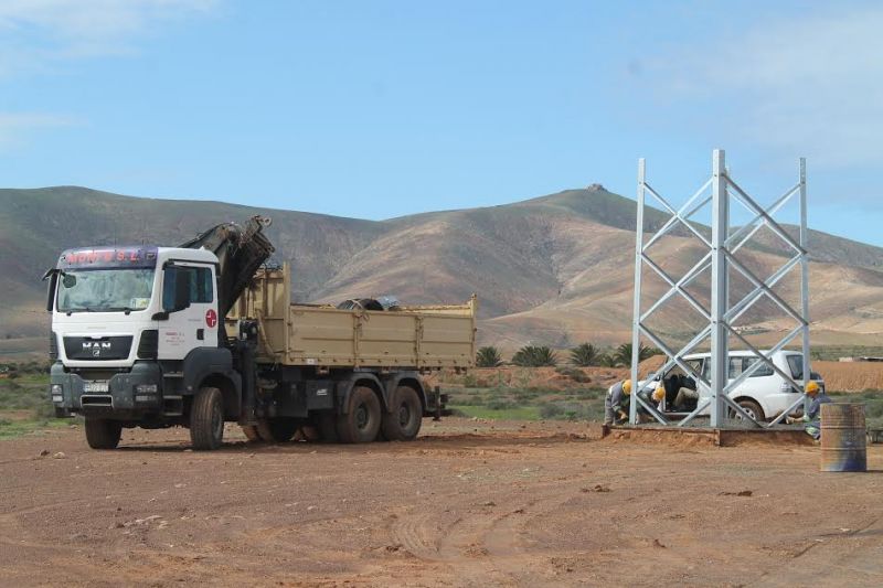 INSTALACION_DE_TORRES_DE_ALTA-TENSIÓN_EN_ANTIGUA