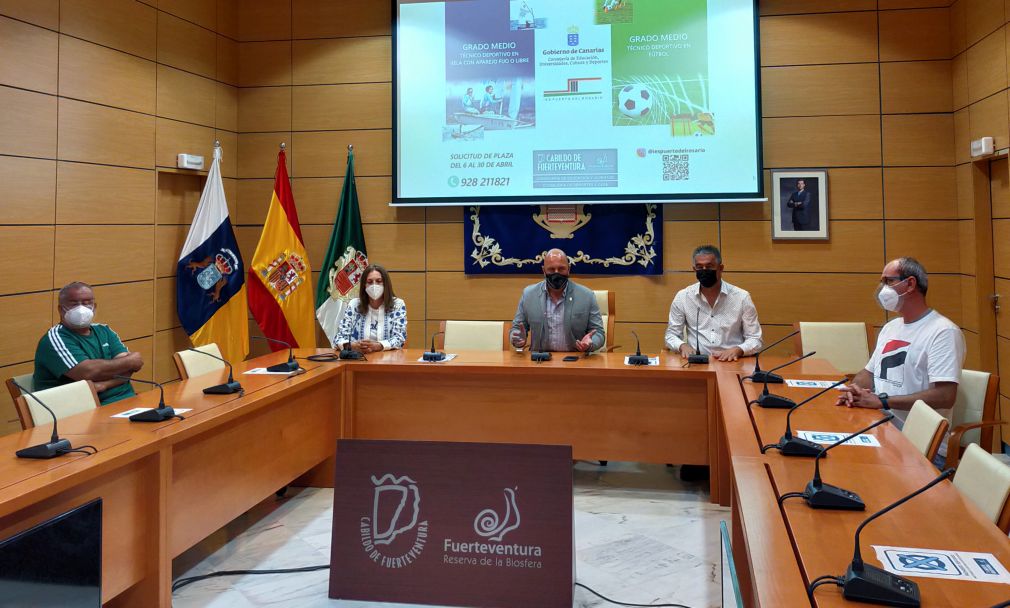 EDUCACIÓN EN DEPORTES