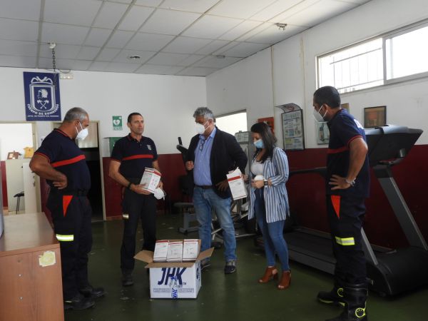 AYTO PUERTO DEL ROSARIO ENTREGA 4000 MASCARILLAS