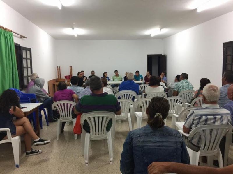 reunión_vecinos_de_juan_gopar