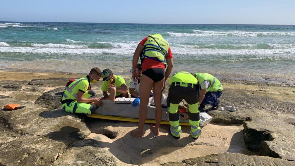 Rescate en la Playa del Burro